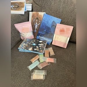 Meet your Posher, Robin